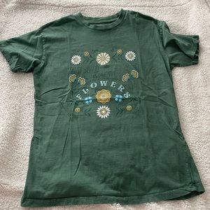 Cotton On T-shirt, women’s size small